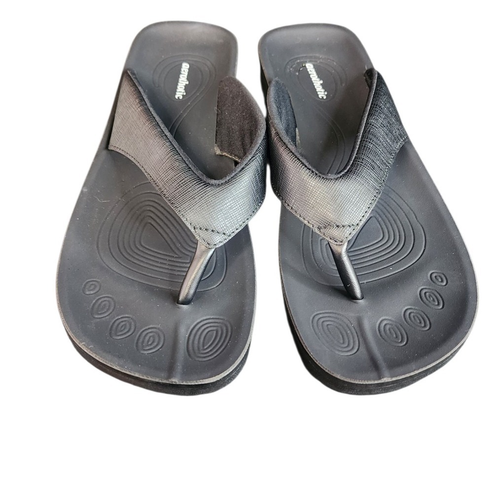 Aerothotic Women's Flip Flops Comfort Thong Sandals Footbed Black Silver